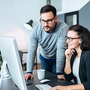 Desarrollador de WeDevSa trabajando